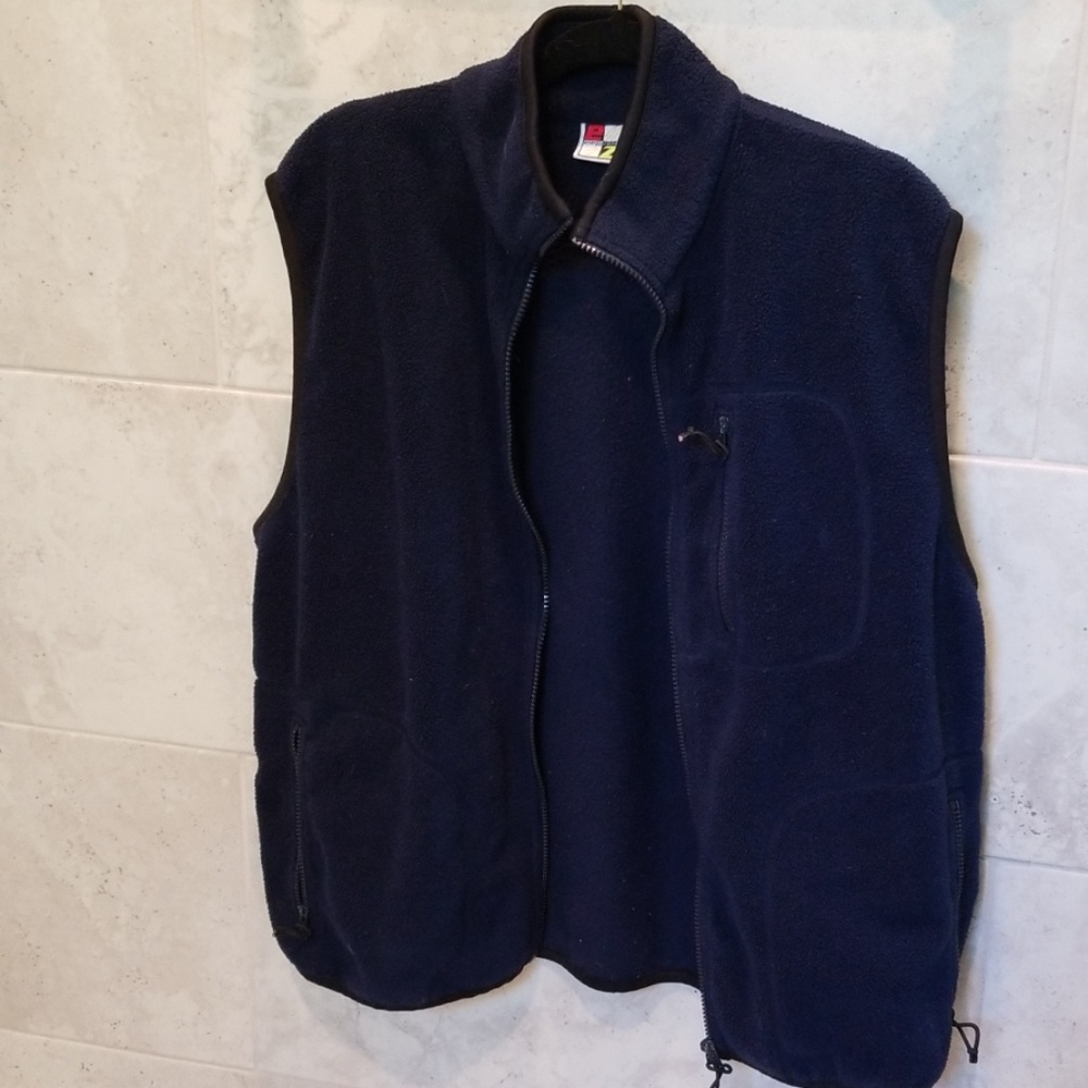 Energy Zone navy blue vest, mens, this runs large